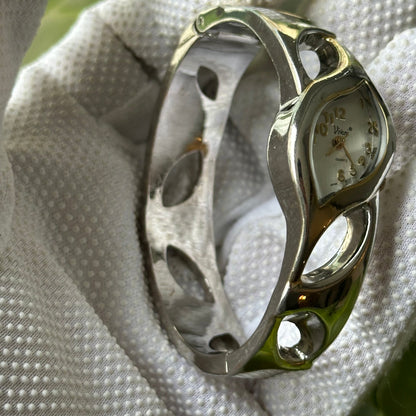 Reloj Joya Vivani 415T Mujer Diseño de Hoja y Brazalete Calado Bicolor Año 1998 — IMG_8677.jpeg