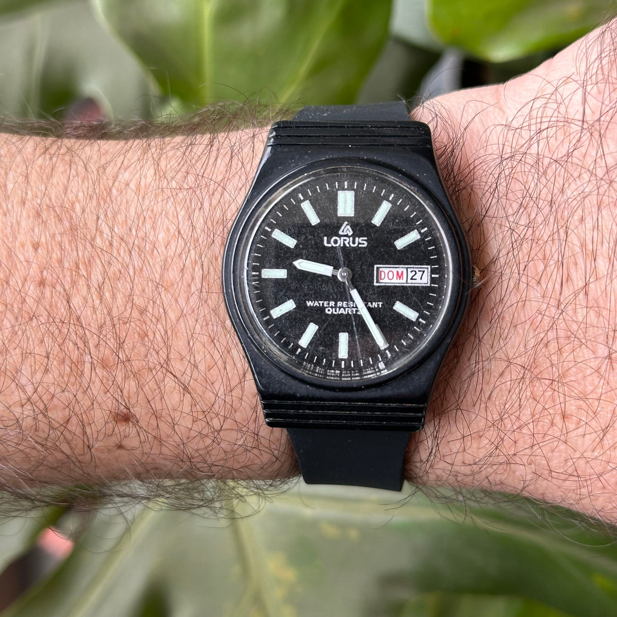 Reloj Lorus by SEIKO Hombre Y143-8090 Negro con Calendario Doble Año 1987 — IMG_9489.jpeg