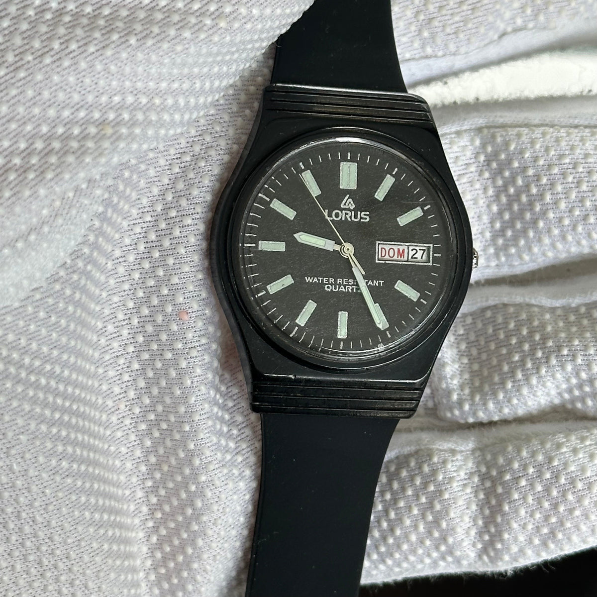 Reloj Lorus by SEIKO Hombre Y143-8090 Negro con Calendario Doble Año 1987 — IMG_9499.jpeg