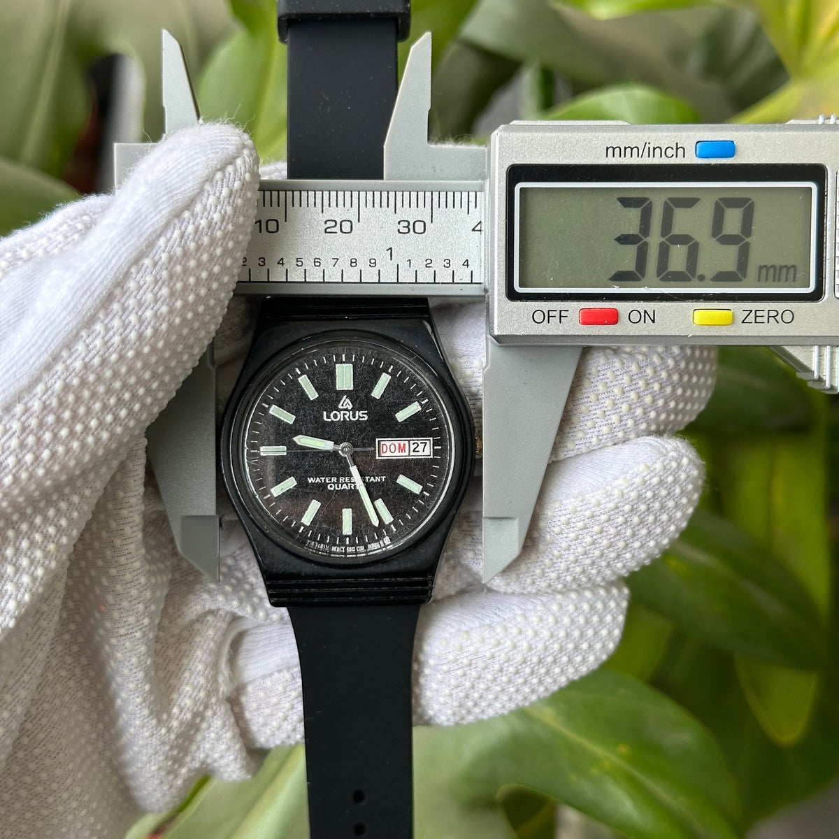 Reloj Lorus by SEIKO Hombre Y143-8090 Negro con Calendario Doble Año 1987 — IMG_9511.jpeg