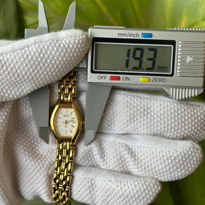 Reloj Joya SEIKO 1N01-5C19 Mujer Tonneau Dorado Diciembre de 1999